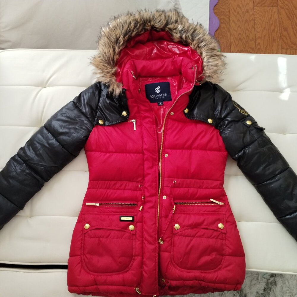 Women's MEDIUM ROCAWEAR CLASSIC FAUX FUR HOODED WINTER PUFFER JACKET